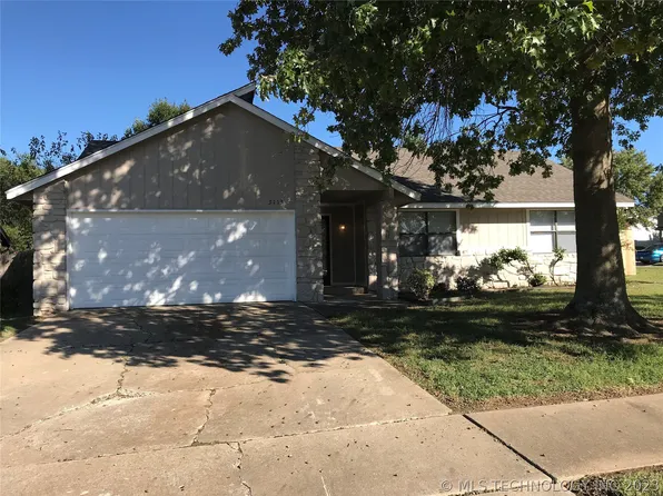 3113 S Poplar Ave, Broken Arrow, OK 74012