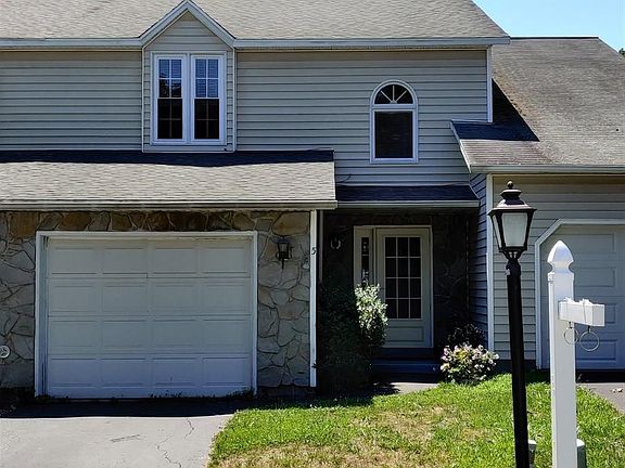 4th image of 5 Woodside Dr
