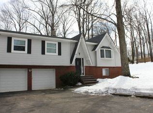 19 Camelot Dr, Budd Lake, NJ 07828