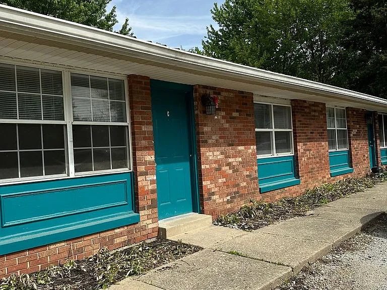 2263 US 52 W — Photo 13