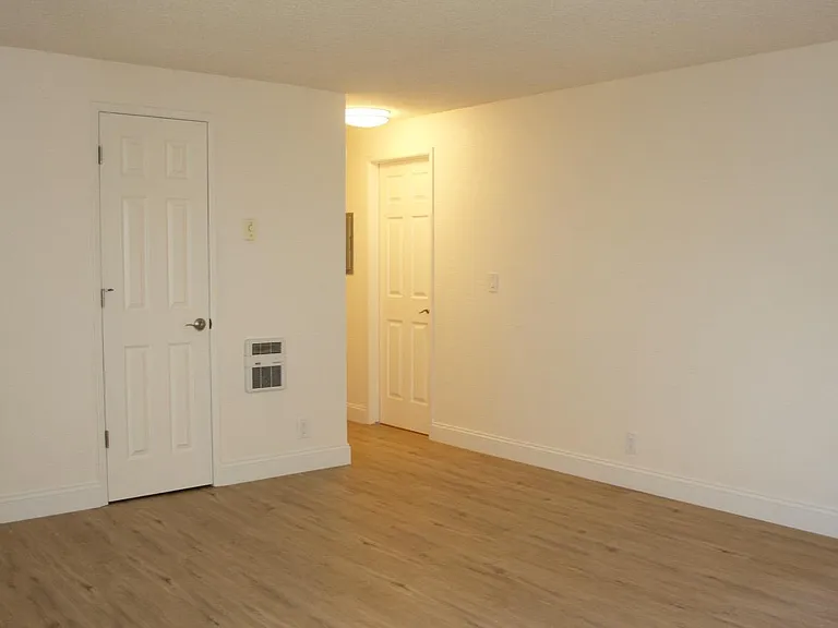 Unit fully updated in 2018, including new floors and windows and all new trim, blinds, etc.