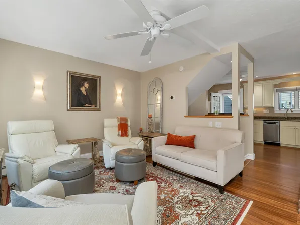 1515 Ocean Boulevard #8, Rye, NH 03870