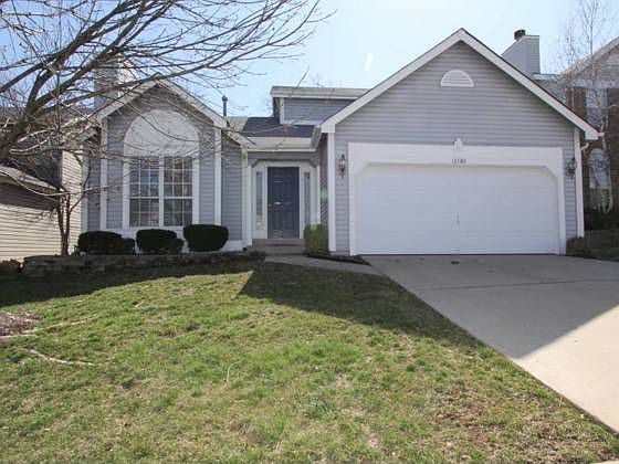 1st image of 16780 Hickory Crest Dr