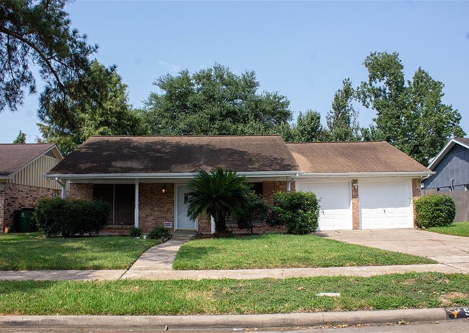 1st image of 5843 Birchmont Dr