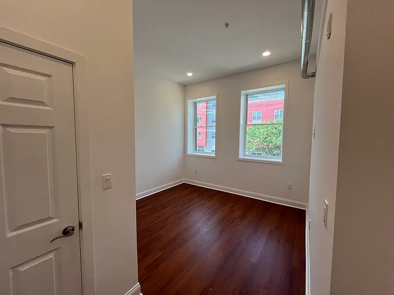 1406 Fairmount Ave #11 — Photo 3