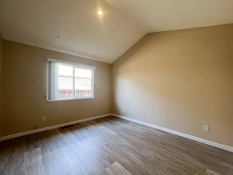 53 Wine Press Way — Photo 22
