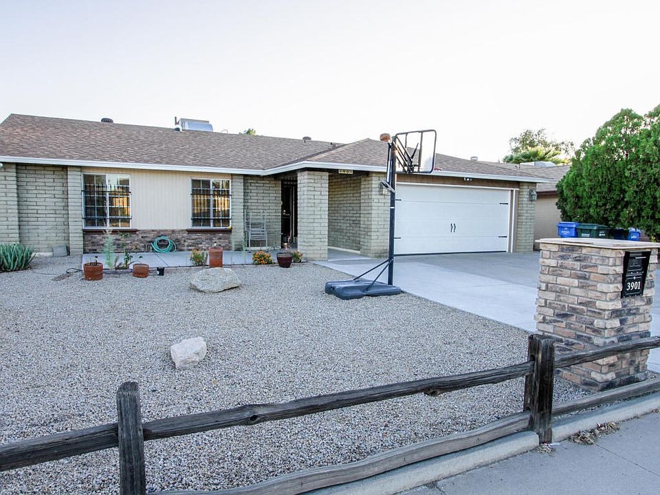 1st image of 3901 W Desert Cove Ave
