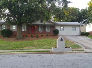 1381 Holcomb Ave, East Pt, GA 30344