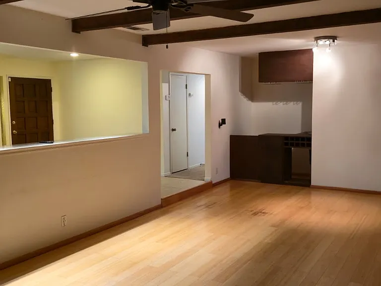 5170 E Huntington Ave — Photo 5