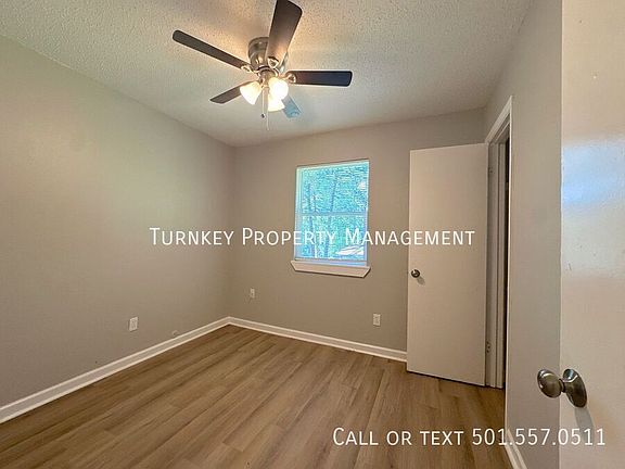 5th image of 1 W Windsor Dr