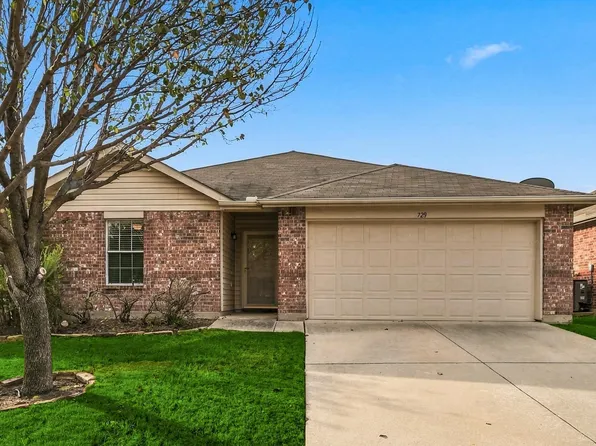 729 Rio Bravo Dr, Haslet, TX 76052