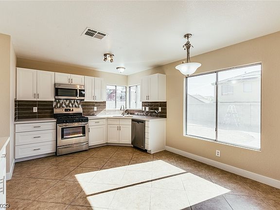2nd image of 4928 Lone Vista Way
