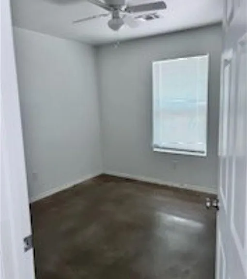 819 Thomas St #A — Photo 3