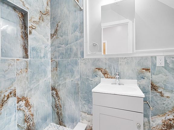 5th image of 2769 John F Kennedy Blvd #1