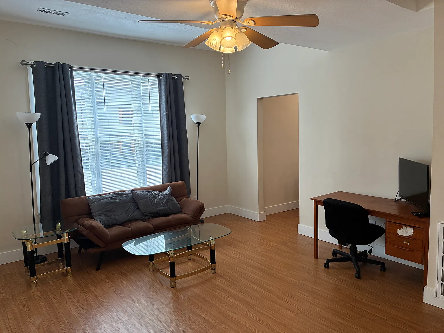 1 bed, $995 — Photo 4