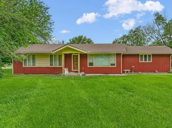 4101 NW Pocahontas Dr, Topeka, KS 66618