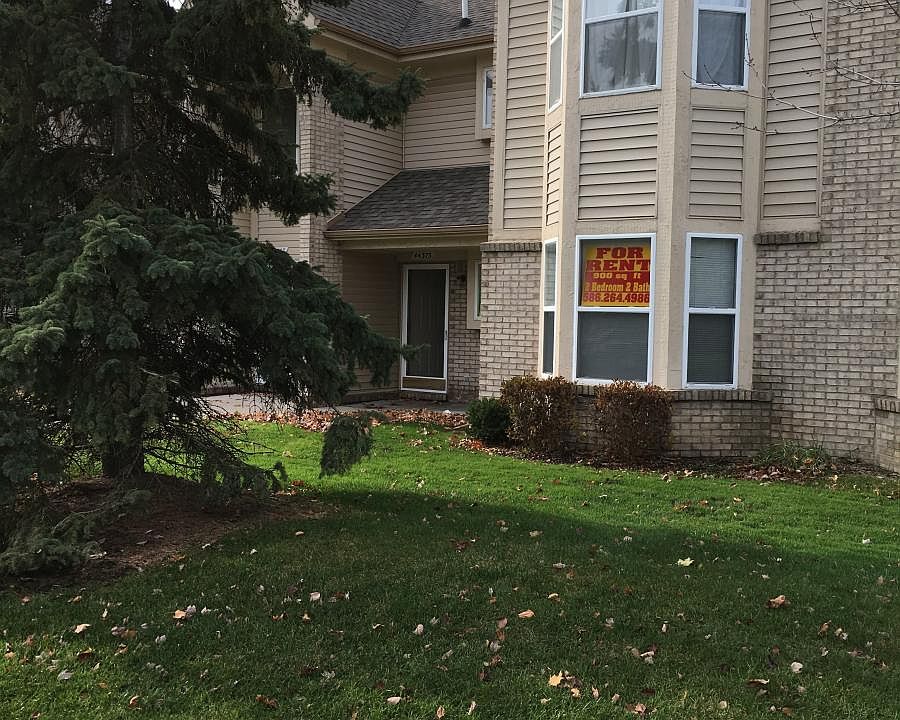 1st image of 44373 Sunnyside Dr