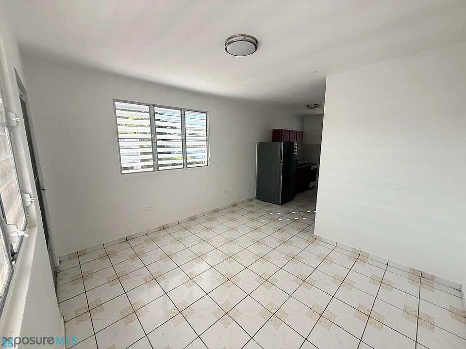 1st image of Pedro Hernandez #3