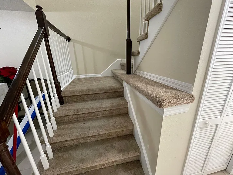 2556 W Brook Ln — Photo 6