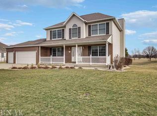 105 N Lake Dr, Atlanta, IL 61723