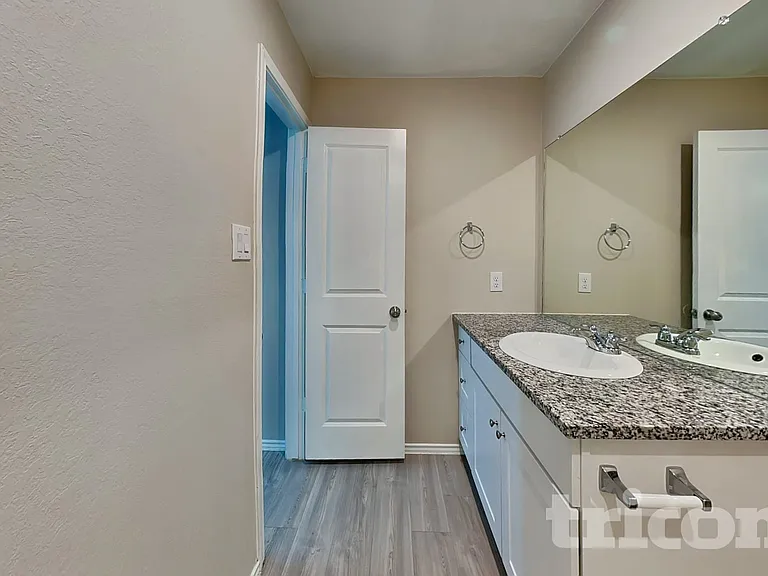 5602 Mountain Point — Photo 9
