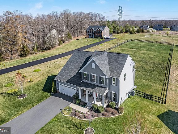 5th image of 12729 Norwood Dr
