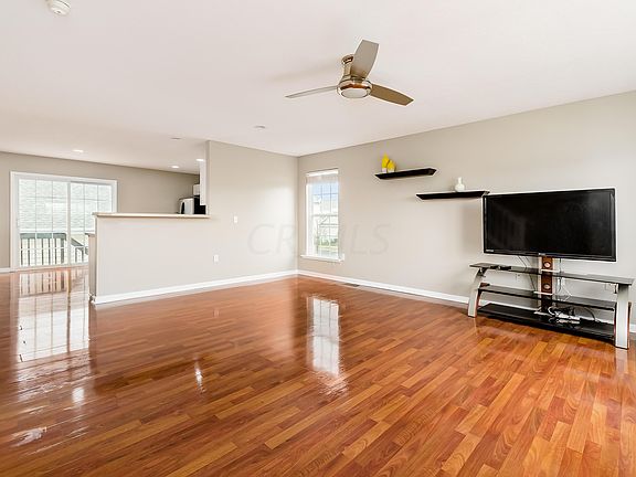 4th image of 5525 Rainbow Falls St