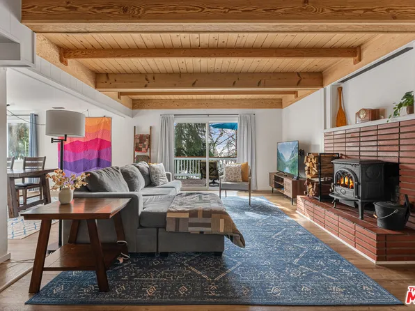 2595 Sunset Dr, Running Springs, CA 92382