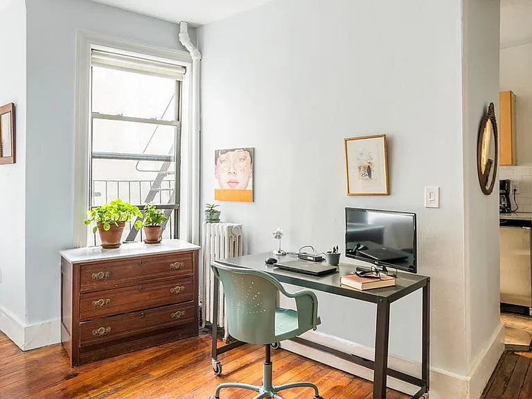 236 E 78th St #5D — Photo 7