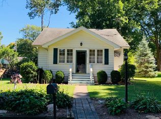 406 S 3rd St, Saint Joseph, IL 61873