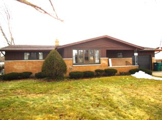 3360 Glendora Dr, Bay City, MI 48706