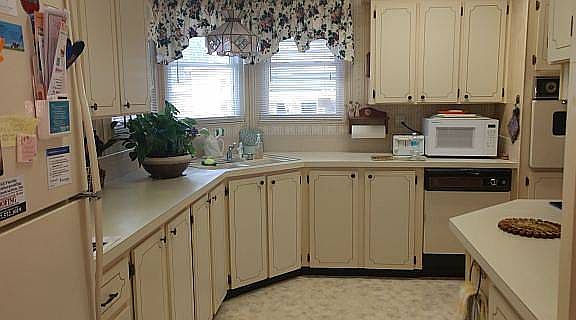 5th image of 4683 Yacht Ave #79
