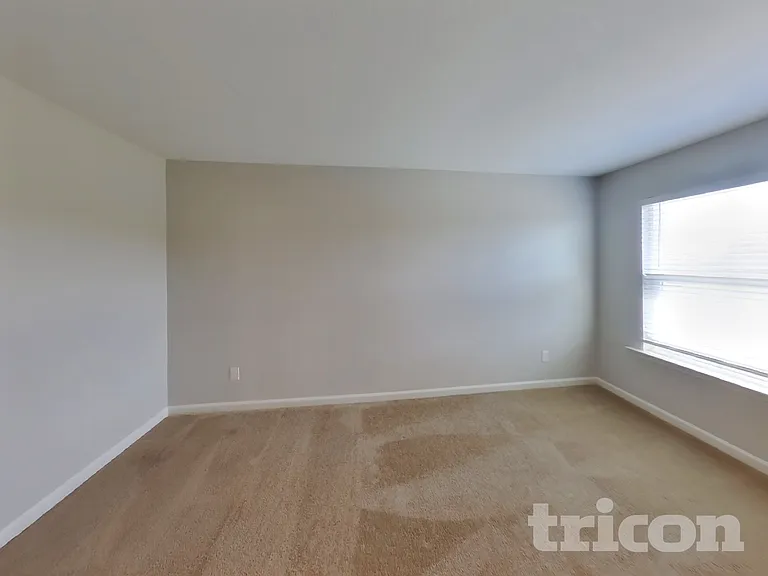 653 Gleaner Way — Photo 11