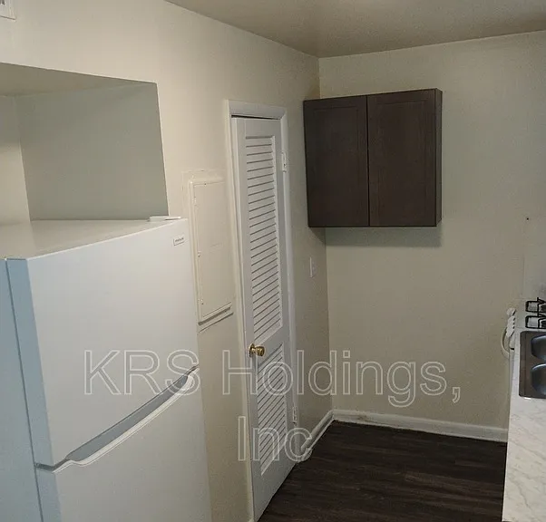 2209 Williamsburg Rd — Photo 3