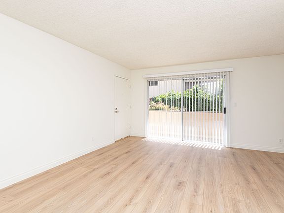 4th image of 1621 Federal Ave APT 3