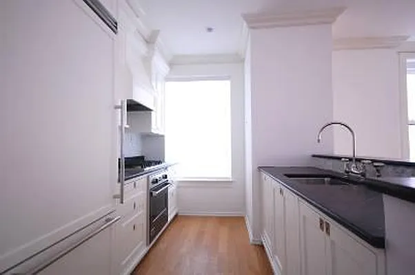 Rented by David H. Kim, LREB | media 17