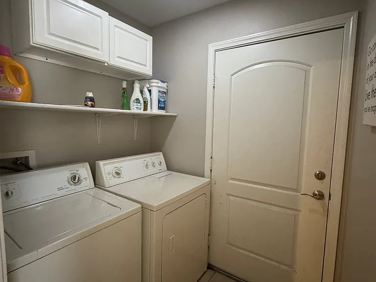 10193 Evelyn Ave — Photo 14