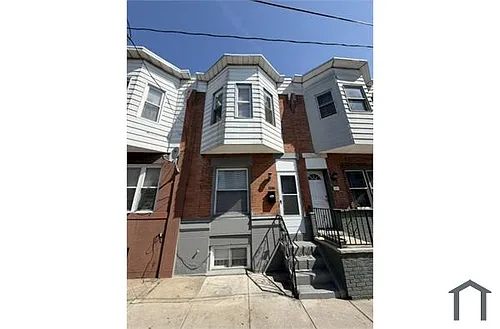 2059 Mercy St Photo 1