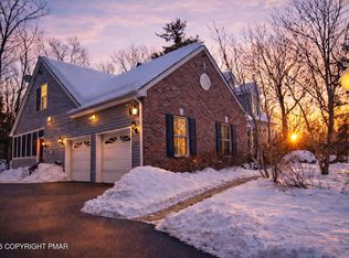 364 Joanne Ct, Bartonsville, PA 18321