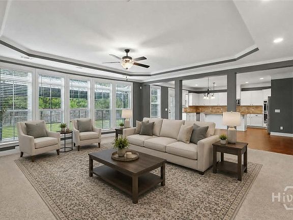 5th image of 209 Saddleclub Way