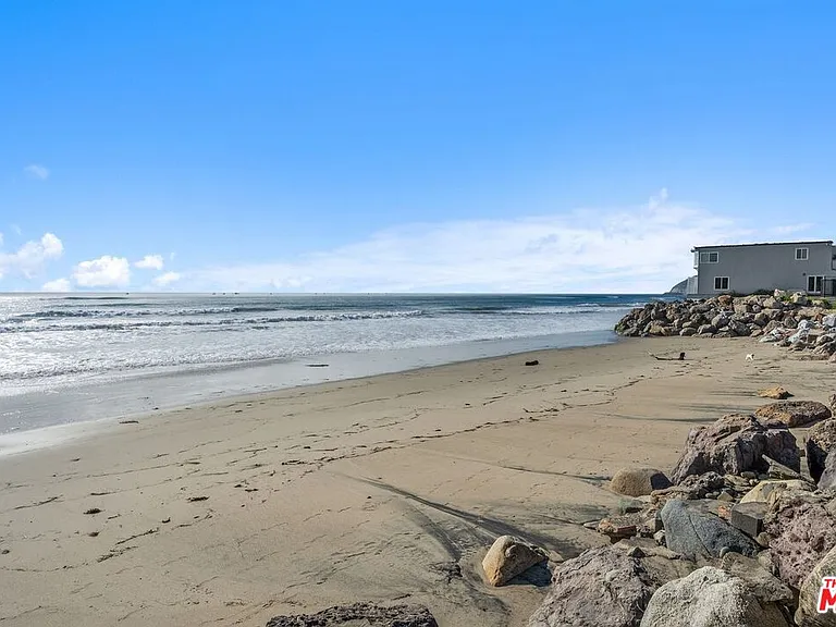 11834 Pacific Coast Hwy — Photo 2