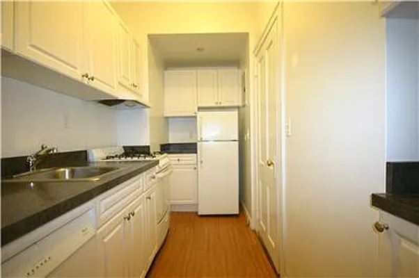 Rented by Fenwick Keats Real Estate | media 21