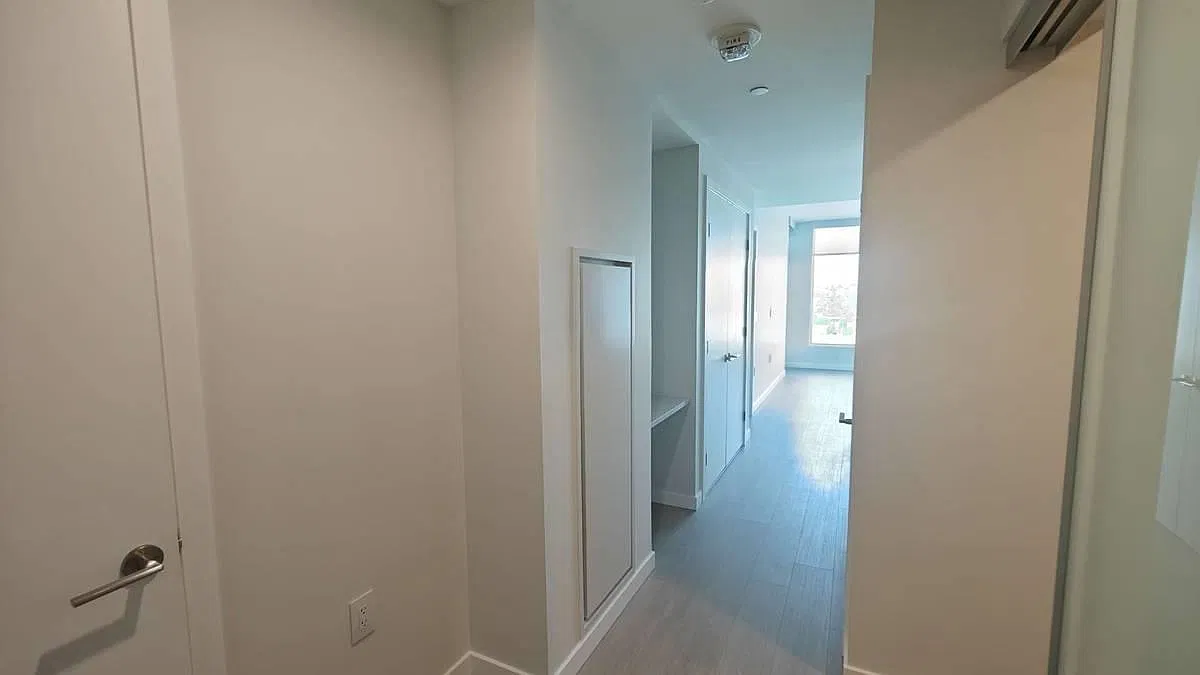 2 bed, 760 sqft, $2,950 — Photo 4