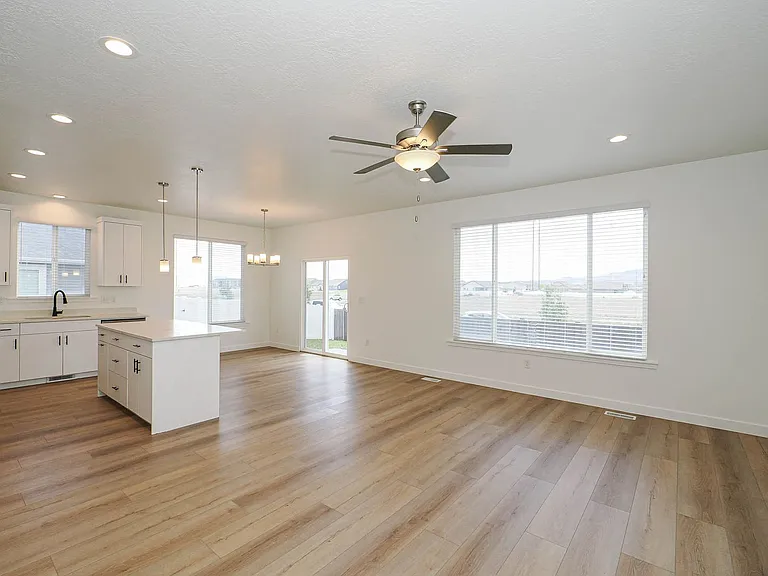 3593 N Sparrow Ln — Photo 11