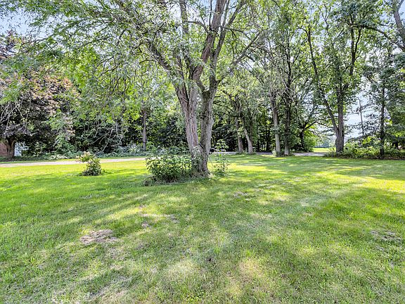 4th image of 11396 W Michigan Ave