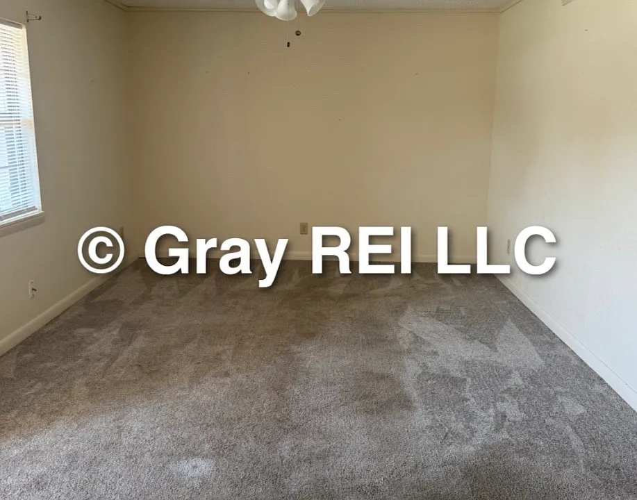 316 E 7th St #2