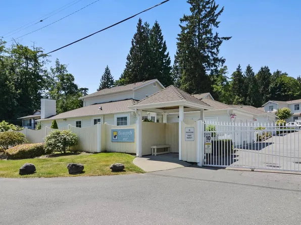 6537 138th St #54, Surrey, BC V3W 0C5