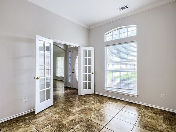 5th image of 4521 Bonnywood Dr