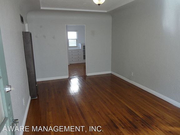 3rd image of 3940 Louisiana St