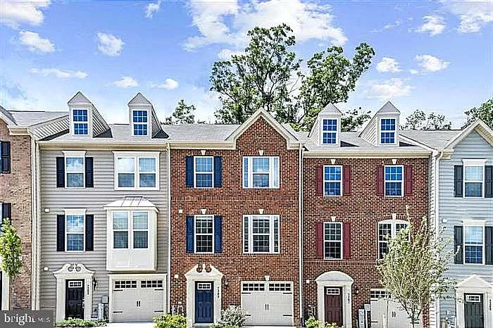 7305 Summit Rock Rd — Photo 1